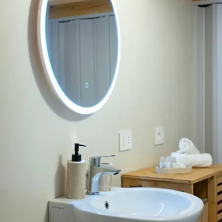 Corte Dama - Live Like A Local In Vecchia Бари