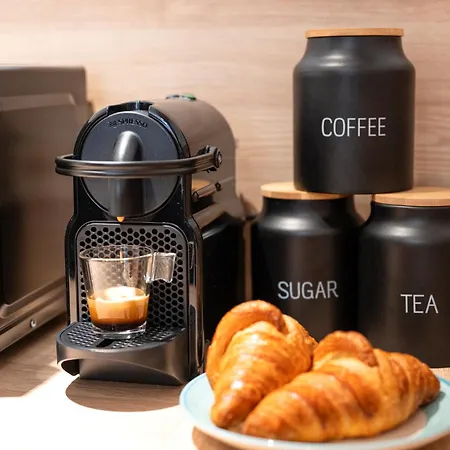 Corte Dama - Live Like A Local In Vecchia Апартаменты Бари