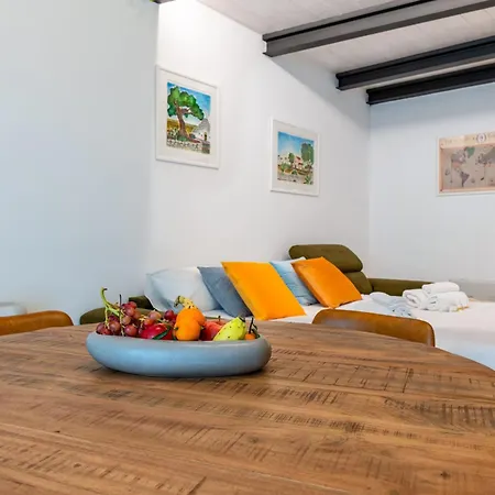 Апартаменты Corte Dama - Live Like A Local In Vecchia