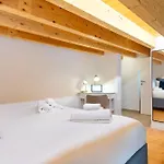 Corte Dama - Live Like A Local In Vecchia شقة باري