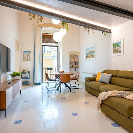 Corte Dama - Live Like A Local In Vecchia アパート